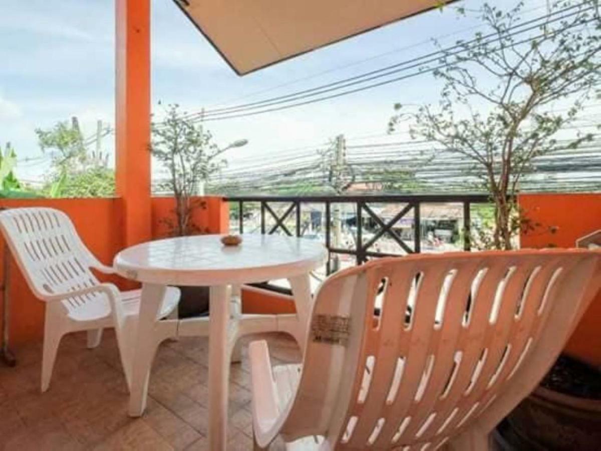 Luna Guesthouse And Travel Rawai Екстериор снимка