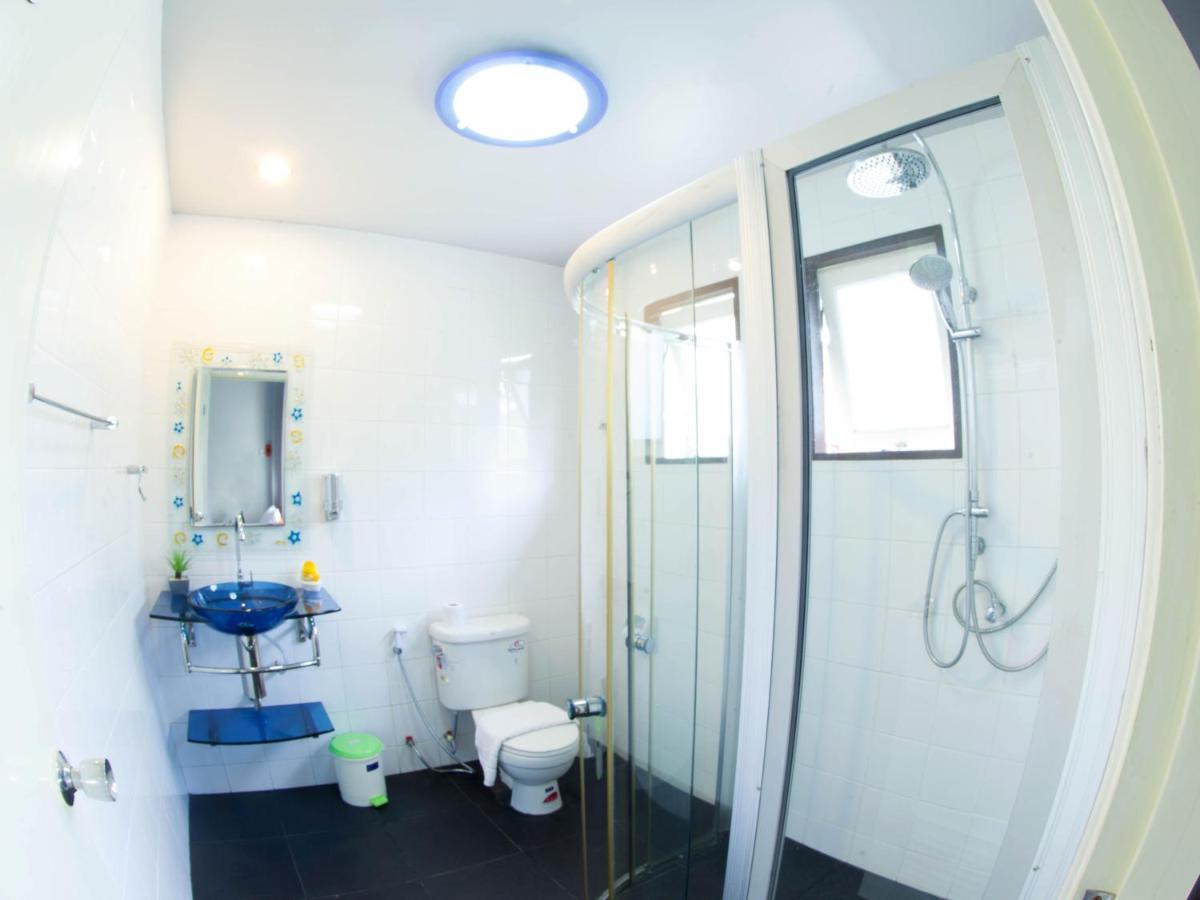 Luna Guesthouse And Travel Rawai Екстериор снимка