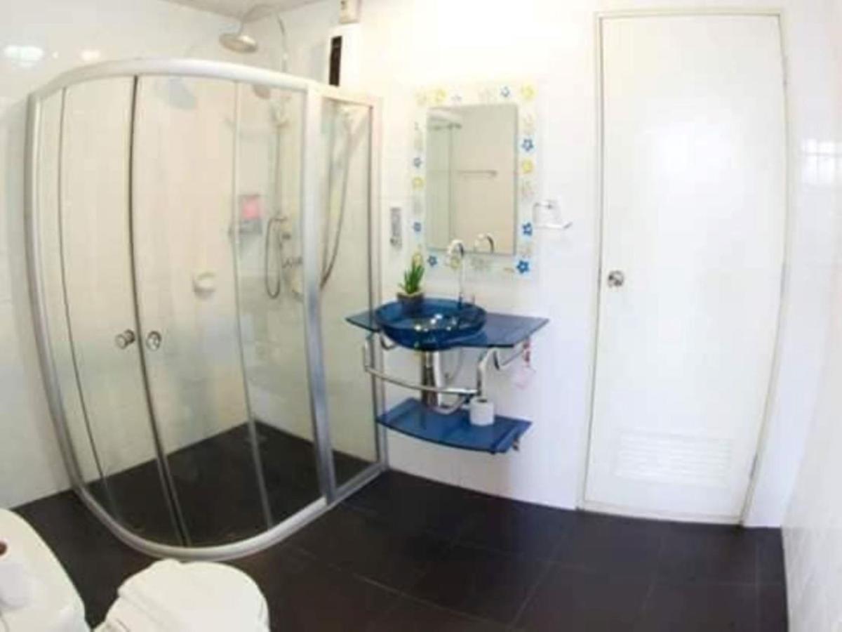 Luna Guesthouse And Travel Rawai Екстериор снимка