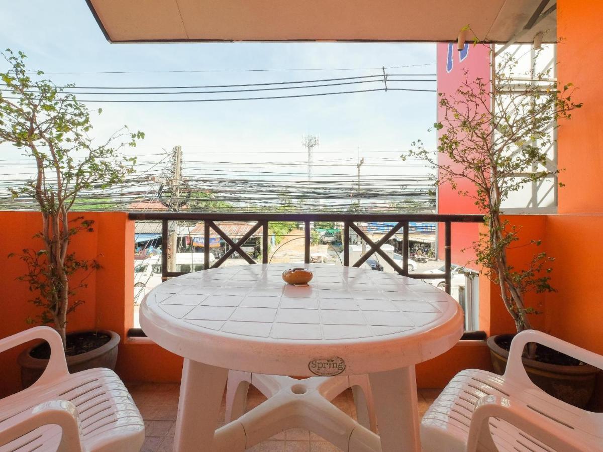 Luna Guesthouse And Travel Rawai Екстериор снимка